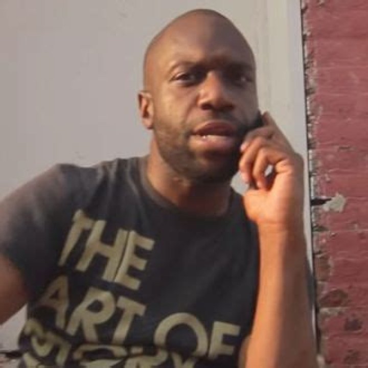 Did a roots member died?