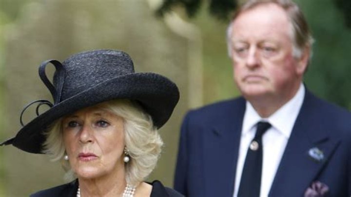 Did camilla bowles divorce her husband?