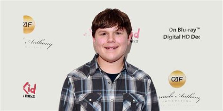 How old is robert capron?