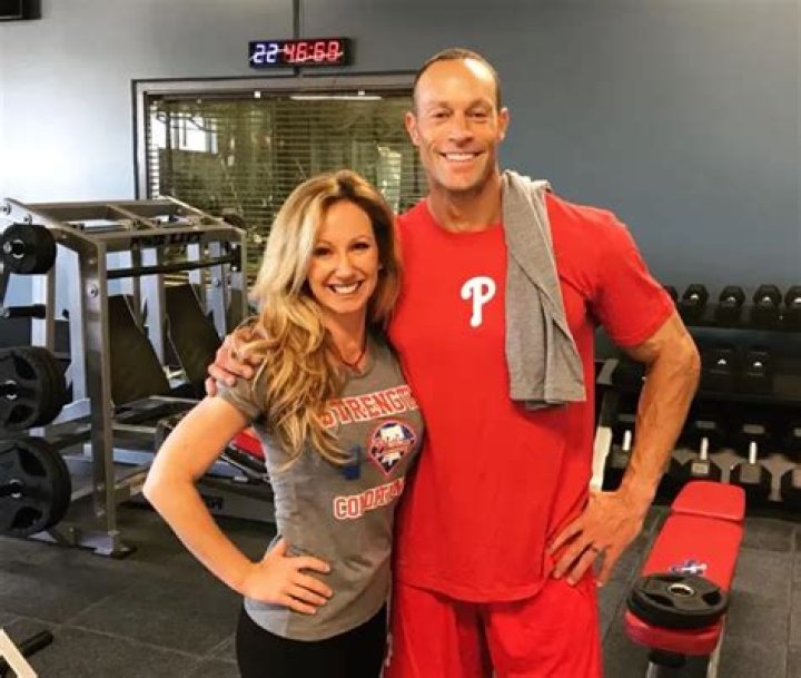 Is gabe kapler married?
