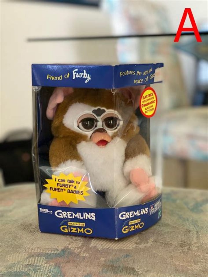 Is gizmo a furby?