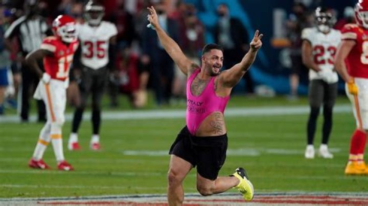 Was that a streaker at the super bowl?