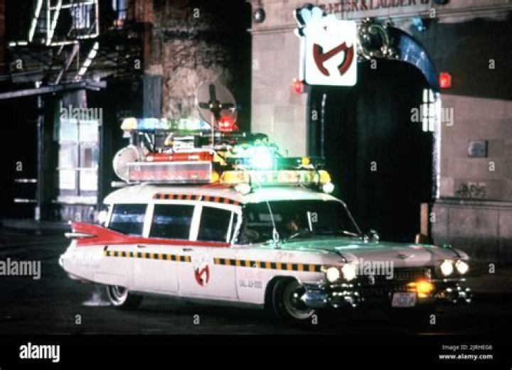 Was the ecto 1 an ambulance?