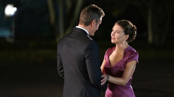 Will liza say yes to charles?